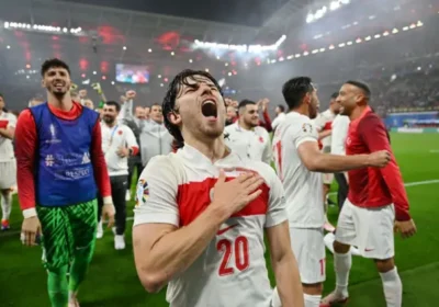Çeyrek Finaldeyiz.