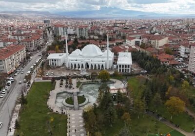 Ecdadın izinde, geleceğe yön veren eserler hayata geçiriyoruz…