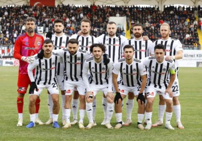 Şampiyonluk yolunda adım adım ilerliyoruz.