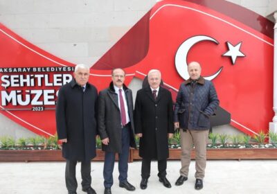 Valimiz Sn. Mehmet Ali Kumbuzoğlu, Türk Hava Kurumu Kayyum Heyeti ile birlikte Somuncu Baba Türbe ve Müzesi ile Şehitler Müzesini ziyaret ettiler.