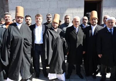 Sema, aşkın kanat çırpışıdır; döndükçe nefsin kaybolur, ruhun hakikate ulaşır…
