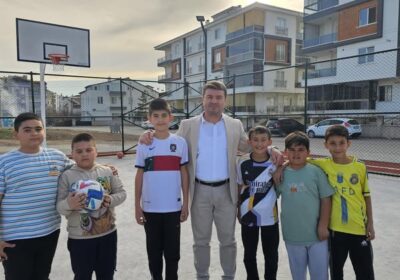 İftar öncesi Mahallelerimizde yaptığımız çalışmaları yerinde inceliyoruz.