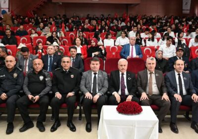 İstiklâl Marşı, milletimizin hürriyet yemini, istiklâl ahdidir. Mehmet Âkif’in kaleminden dökülen bu mukaddes mısralar, aziz vatanımızın bağımsızlık nişanıdır.