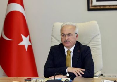 Valimiz Sn. Mehmet Ali Kumbuzoğlu başkanlığında ve ilgili birim müdürlerinin iştiraki ile tertip edilen toplantıda olası Marmara Depremi başta olmak üzere tabi afetlere karşı alınması gereken tedbirler istişare edildi.