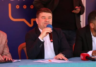 Gönül belediyeciliği, milletle birlikte yönetmek demektir…