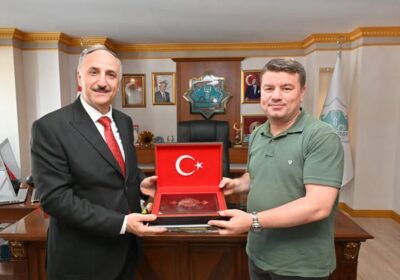 Bir karış toprağı kaybetmek, bin yıllık emeği kaybetmektir…