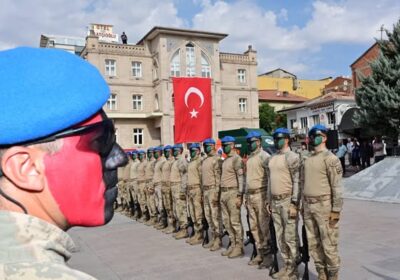 Milletimizin destan yazdığı büyük günün gururunu hep birlikte yaşadık.