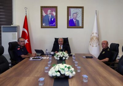 Valimiz Sn. Mehmet Ali Kumbuzoğlu, İl Asayiş ve Güvenlik Toplantısı yaptılar.