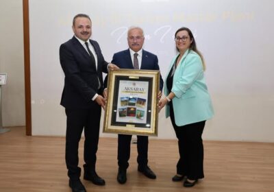 “Aksaray zaten büyük, onu daha da büyütmek için bilimin ışığında ve büyük bir gayretle çalışılacağız”